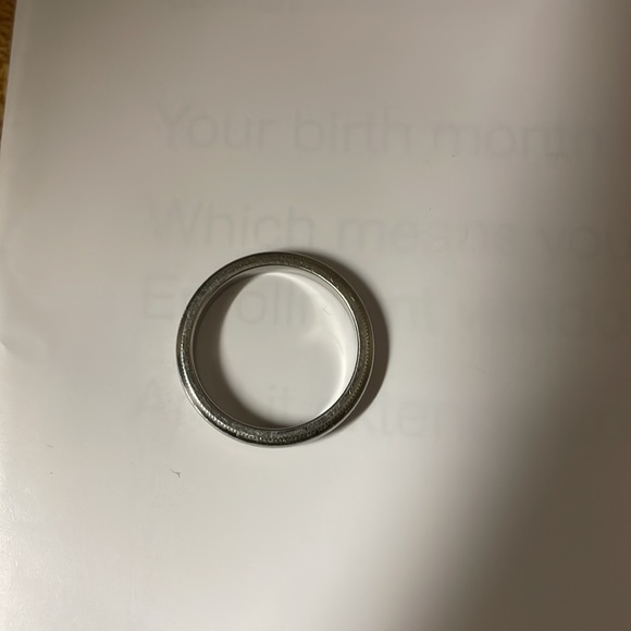 Tiffany & Co. Classic Milgrain Wedding Band in Platinum unisex - Picture 5 of 8